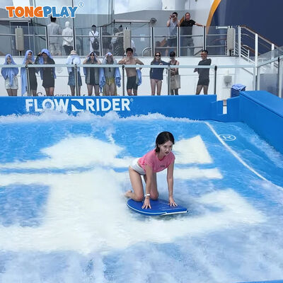 Przyjazny dla środowiska symulator surfingu w niestandardowym kolorze o maksymalnej ładowności 500 kg dla parków wodnych i ośrodków wypoczynkowych